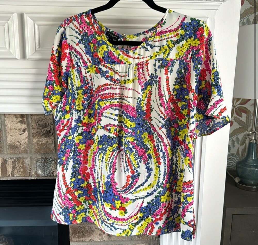 Talbots Size L Spring Summer Floral Blouse Top Shirt Keyhole W Flower Button